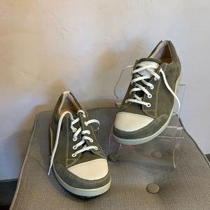 Finn Comfort, Green sneakers.